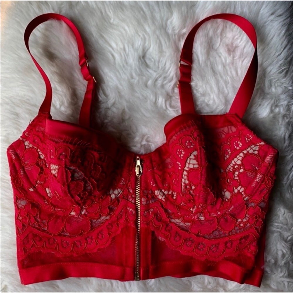 🎈BIG SALE🎈NWT Victoria’s Secret 34b Bra 😻✨